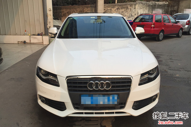 奥迪A4L2012款2.0TFSI 舒适型