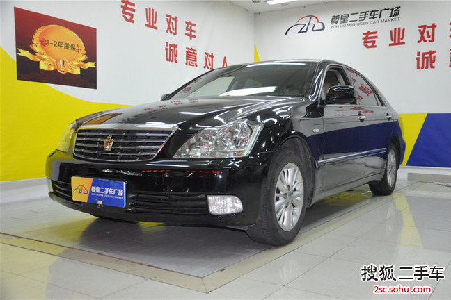 丰田皇冠2009款2.5L Royal特别导航版