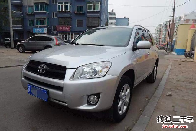 丰田RAV42011款2.0L 自动经典版