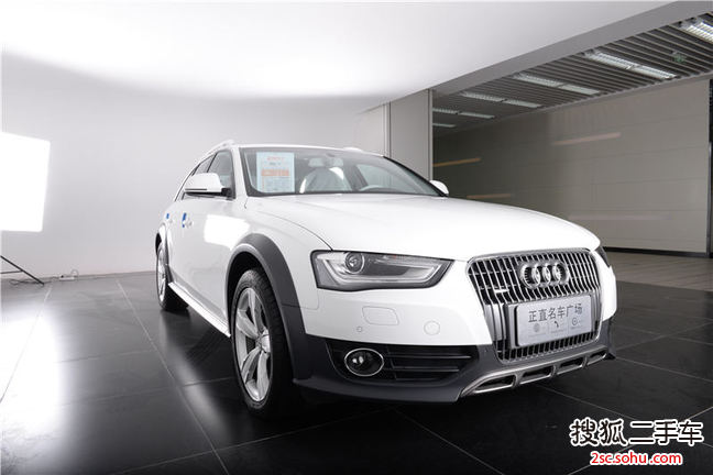 奥迪A4 allroad2013款40 TFSI allroad quattro 豪华型 