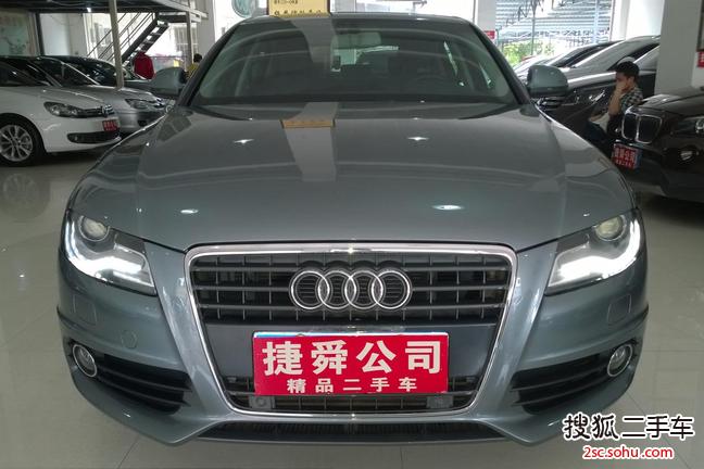 奥迪A4L2011款2.0TFSI 运动型