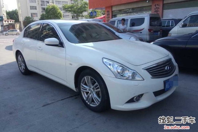 英菲尼迪G Sedan2010款2.5L 豪华运动版