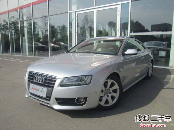 奥迪A5双门2010款2.0TFSI 舒适版