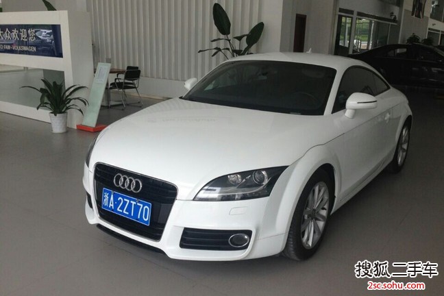 奥迪TT2011款TTS Coupe 2.0TFSI quattro