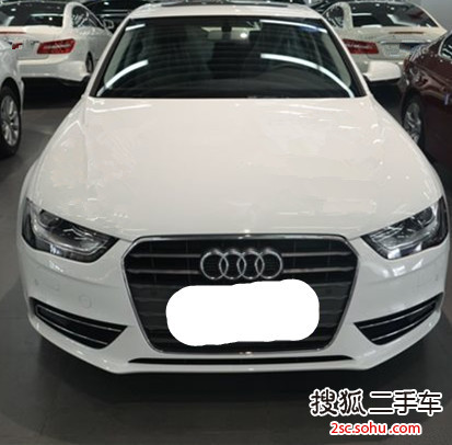 奥迪A4L2013款35 TFSI(2.0T)自动舒适型