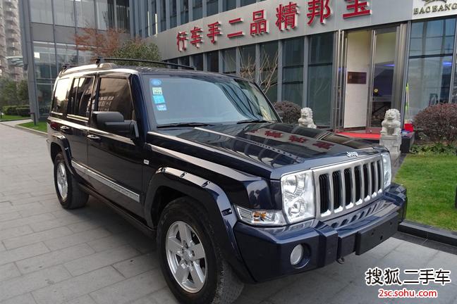 Jeep指挥官2008款5.7L HEMI