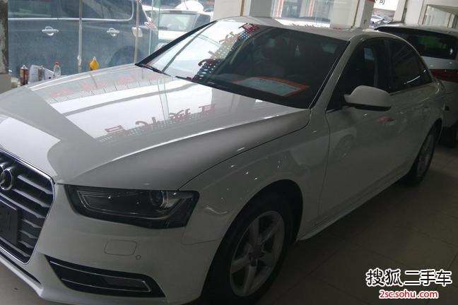 奥迪A4L2013款35 TFSI 自动舒适型