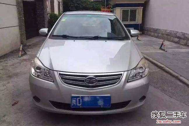 比亚迪G32011款1.8L CVT豪雅型