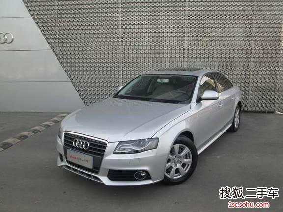 奥迪A4L2010款2.0TFSI 舒适型