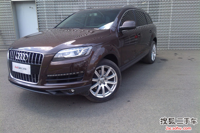 奥迪 Q7 14款 35 TFSI 进取型