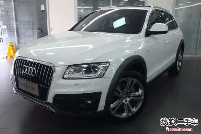 奥迪（进口） Q5 2013款 45TFSI quattro 手自一体 越野型 SUV