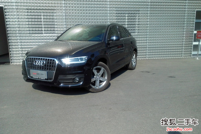 一汽大众(奥迪) Q3 2013款 2.0 40 TFSI quattro 手自一体 豪华型 SUV