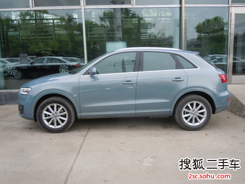 奥迪（进口） Q3 2012款 35TFSI quattro 手自一体 舒适