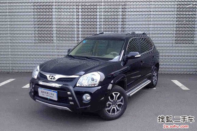 北京现代 途胜 2013款 2.0L 自动 舒适型 两驱 SUV