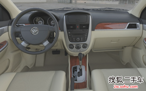 上海通用别克 凯越HRV 2004款 1.6 自动 豪华版 LE 两厢