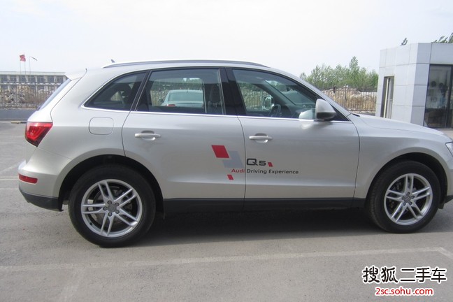 һ(µ) Q5 2013 40 TFSI һ  S