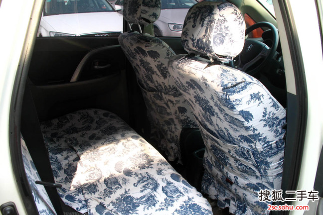 长安汽车 CX20 2010款 1.3L 自动 舒适型 两厢