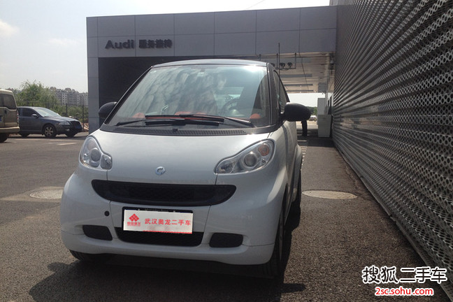 Smart Smart fortwo 2011款 1.0 手自一体 硬顶激情版 