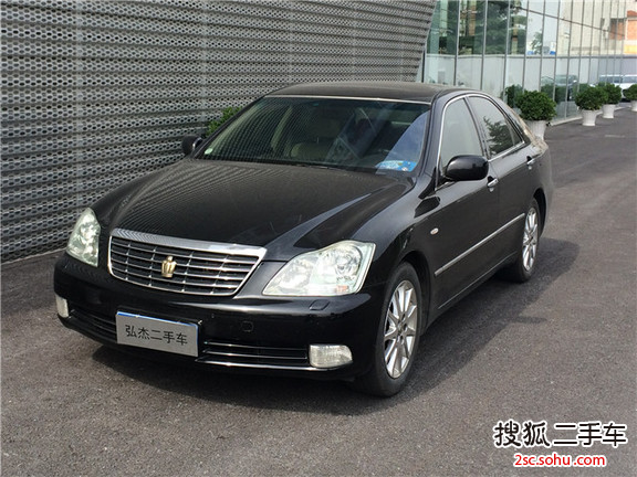 一汽丰田 皇冠 2005款 3.0 手自一体 Royal Saloon 三厢