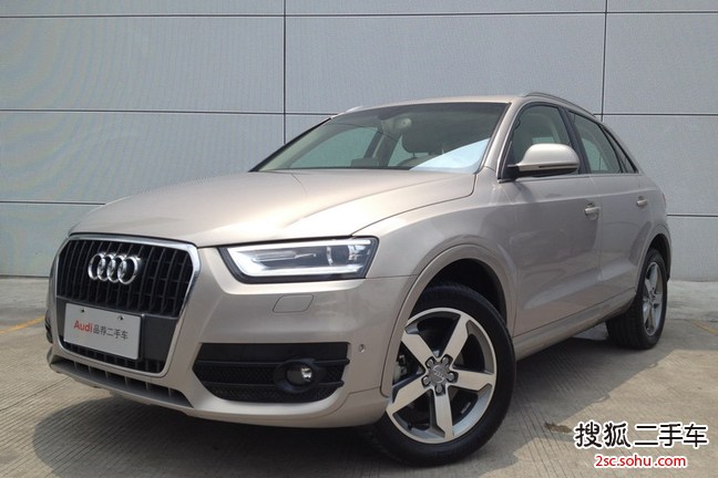 奥迪Q32013款40 TFSI 全时四驱豪华型