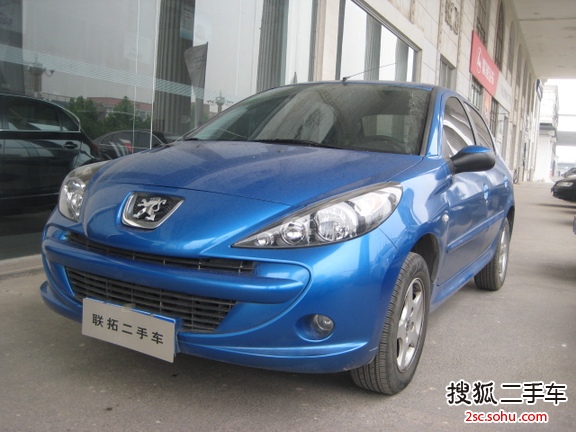 东风标致 207 2011款 1.4L 手动 驭乐版 两厢