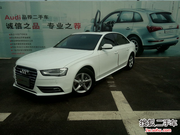 一汽大众(奥迪) A4L 2013款 35TFSI 无级变速 舒适型 三