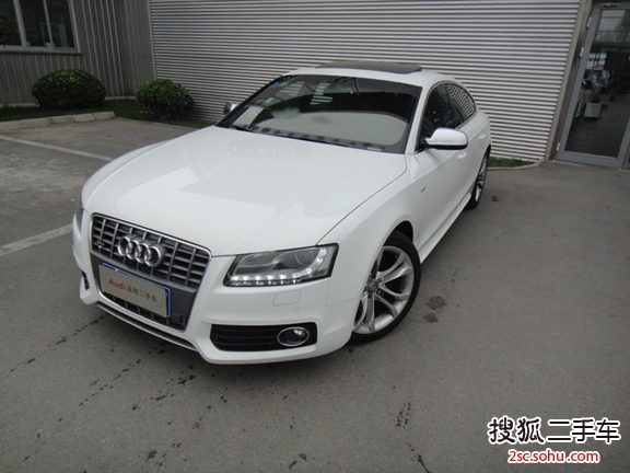 奥迪（进口） S5 2010款 3.0 手自一体 quattro 三厢