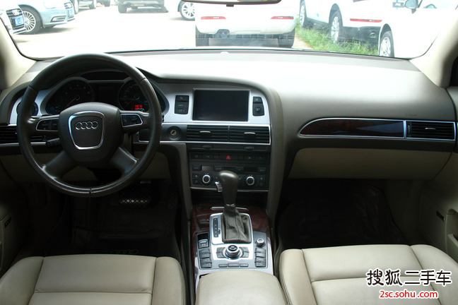 一汽大众(奥迪) A6L 2010款 2.4 无级变速 舒适型 三厢