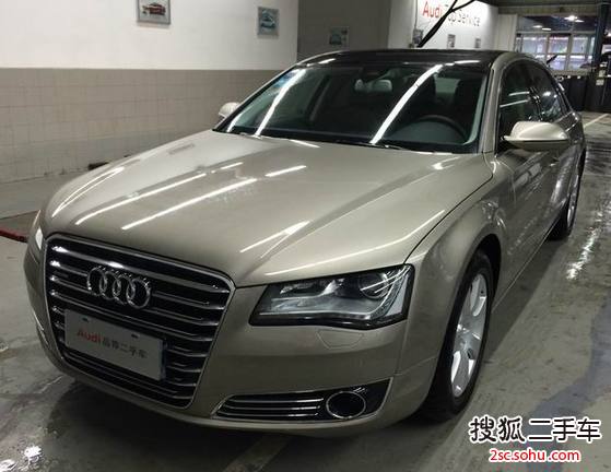 奥迪A8L2013款45 TFSI quattro豪华型