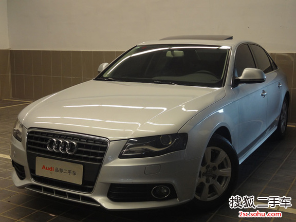 奥迪A4L2011款2.0TFSI 舒适型