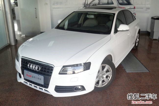 奥迪A4L2011款2.0TFSI 舒适型