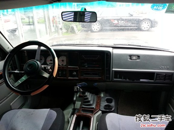 Jeep切诺基-北京吉普 切诺基 1993款 2.5 手动 BJ6420E 四驱 SUV  