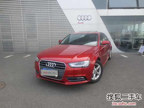 奥迪A4L2013款35 TFSI 自动舒适型