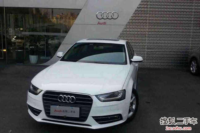 奥迪A4L2013款35 TFSI 自动标准型