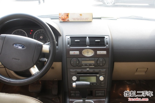 长安福特 蒙迪欧 2007款 2.0 自动 精英型 Ghia 三厢                 