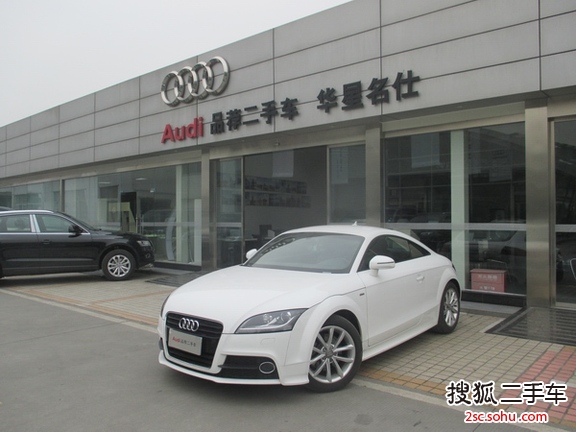 奥迪TT2013款TT Coupe 2.0TFSI 白色经典版