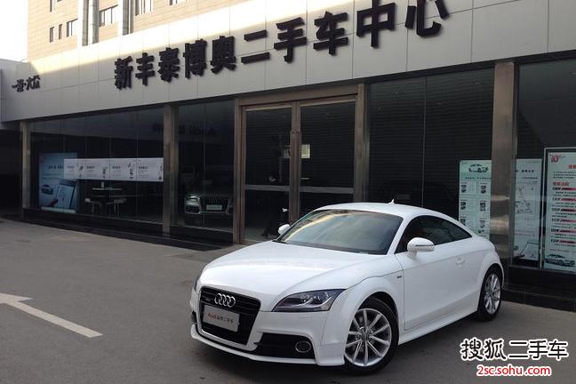 奥迪TT2013款TT Coupe 2.0TFSI quattro 白色经典版