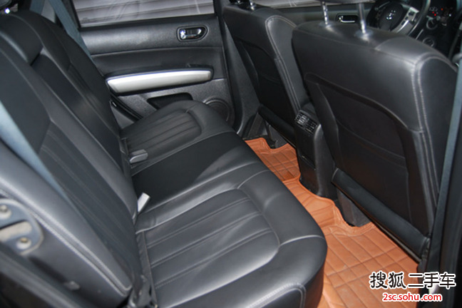 东风日产 奇骏 2012款 2.5 无级变速 豪华版 XL SUV                 