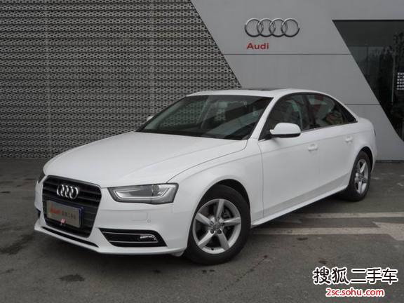 奥迪A4L2013款35 TFSI 自动标准型