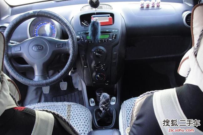 比亚迪汽车 G3 2009款 1.5 手动 豪雅型 GLX－i 三厢                