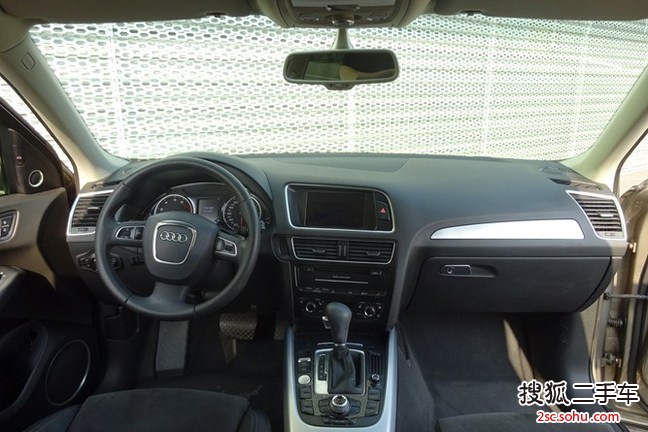 一汽大众(奥迪) Q5 2012款 2.0TFSI quattro 手自一体 豪华型 SUV    
