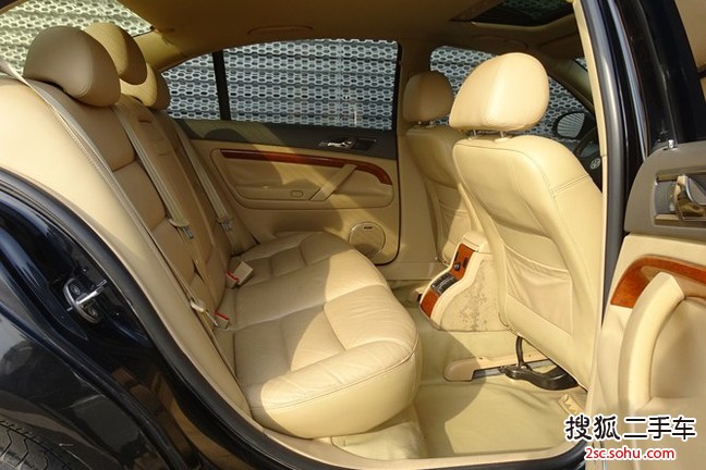 上海大众 帕萨特领驭 2005款 1.8T 手自动一体 豪华型 三厢                
