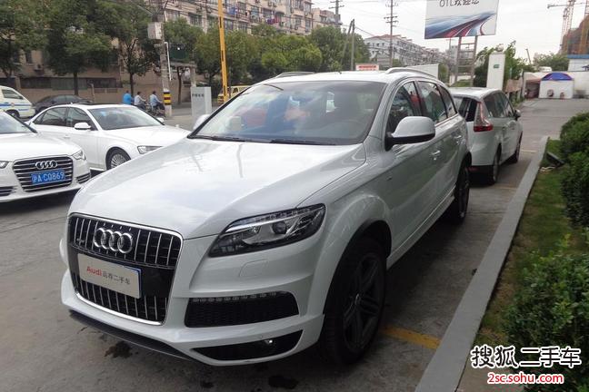 奥迪Q72013款35 TFSI 专享型