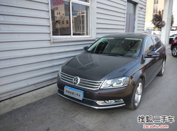 一汽大众 迈腾 2011款 2.0TSI S 手自一体 至尊型 DSG 三厢            