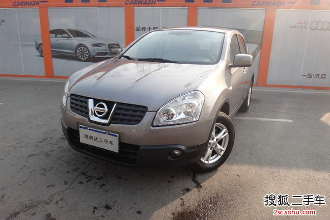 东风日产 逍客 2008款 2.0 手动 20S 火 SUV                    