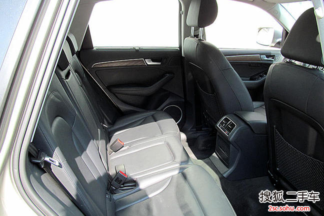 奥迪（进口） Q5 2013款 hybrid quattro 手自一体 混合动力型 SUV