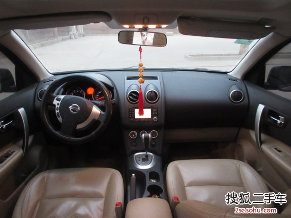 东风日产 逍客 2010款 2.0 无级变速 20S 火 SUV                  
