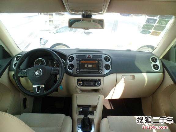 上海大众 途观 2010款 2.0T 手自一体 四驱旗舰版 SUV                 