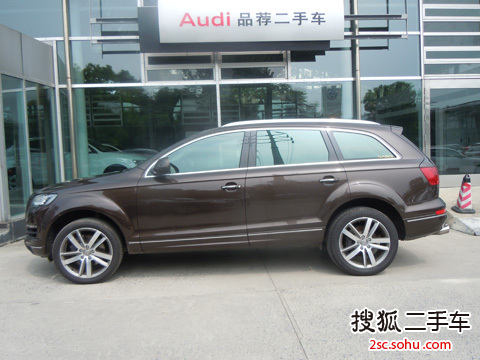 奥迪（进口） Q7 2012款 3.0TFSI 手自一体 舒适型 quattro （245kw） S