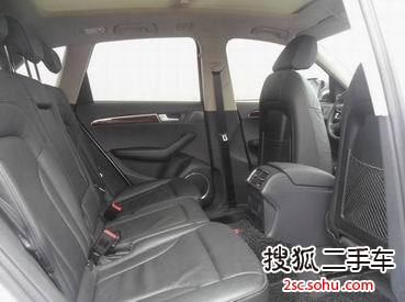 一汽大众(奥迪) Q5 2012款 2.0TFSI quattro 手自一体 舒适型 SUV    